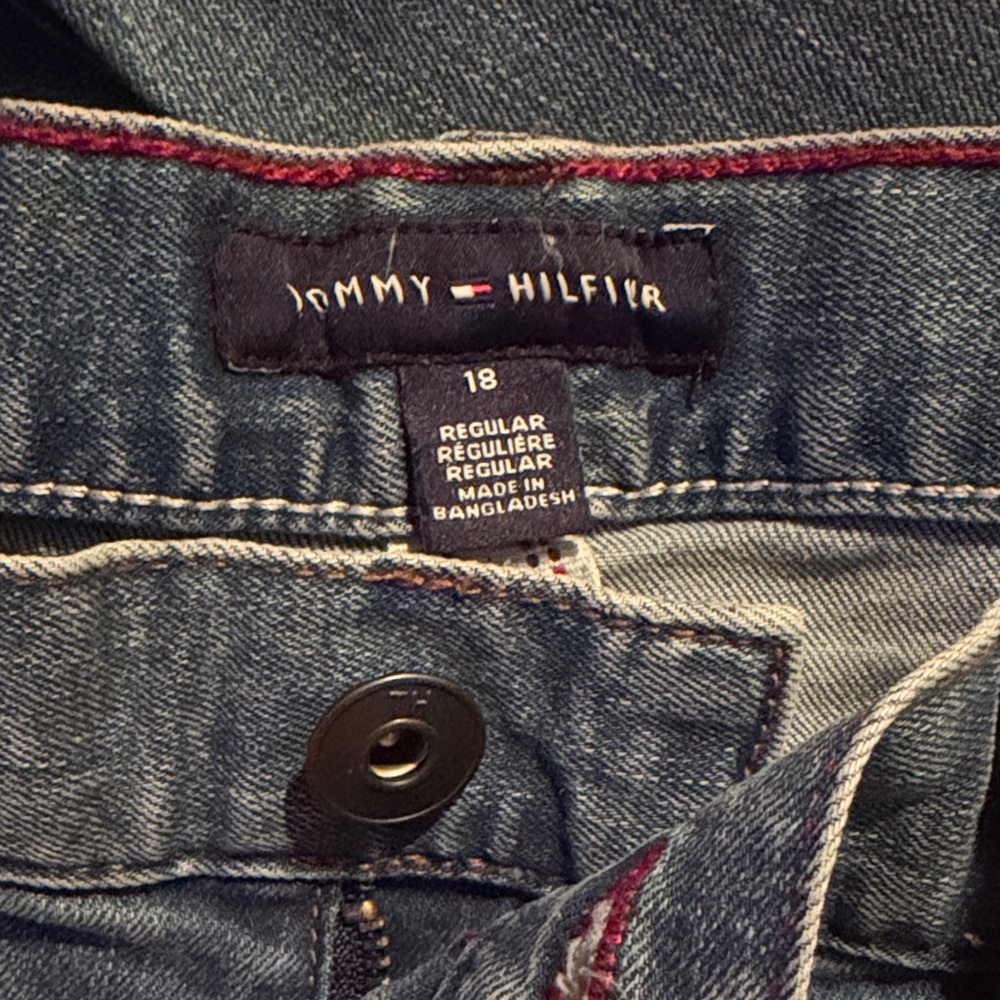 Tommy Hilfiger Men's Denim Slim Straight Jeans - Picture 2 of 5